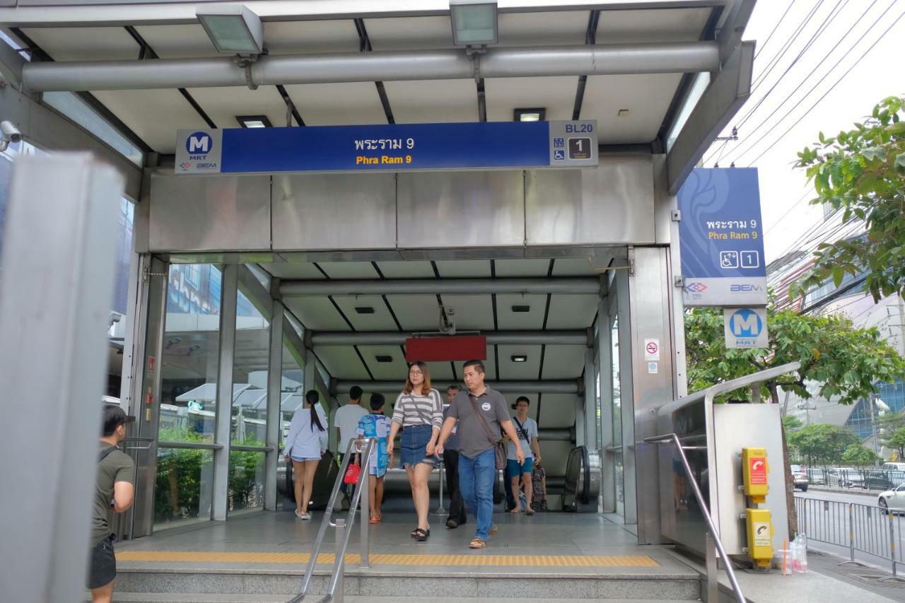 The Beds Ever Hostel (Adults Only) Bangkok Exterior foto